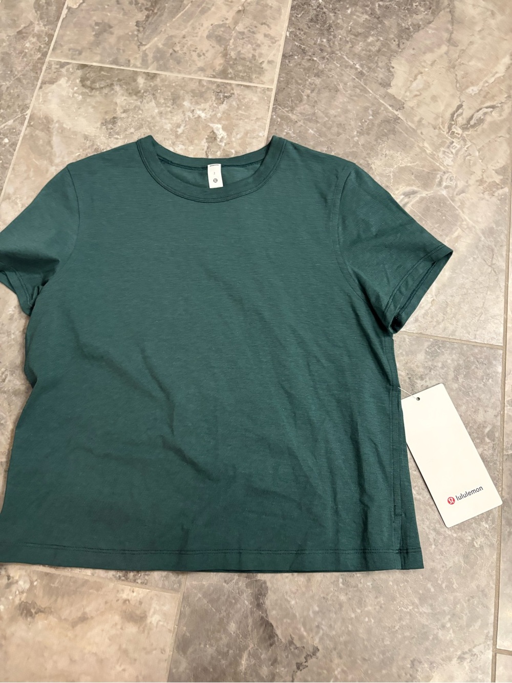 lululemon tshirt NWT